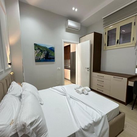 Palm Side Hotel Vlore Luaran gambar