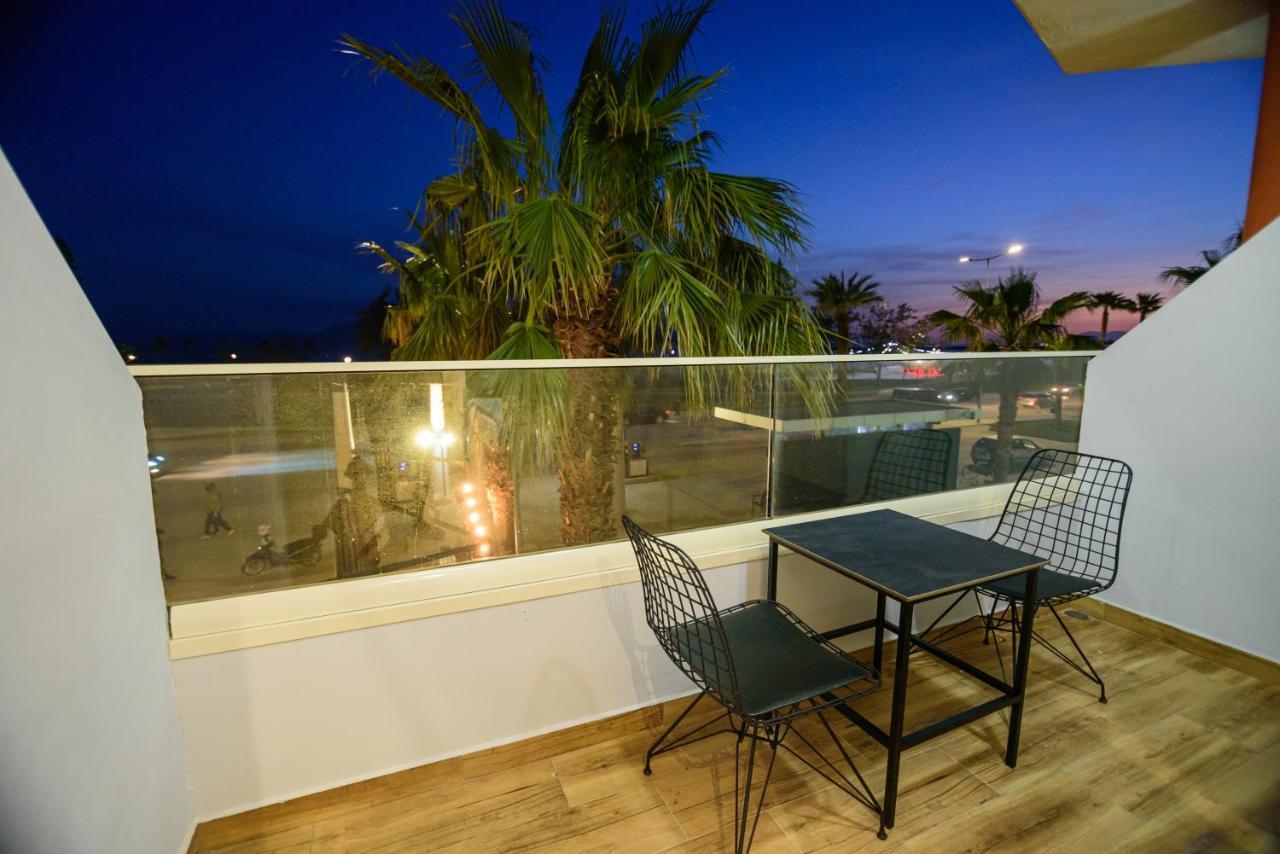 Palm Side Hotel Vlore Luaran gambar