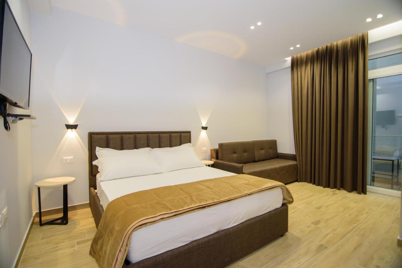 Palm Side Hotel Vlore Luaran gambar